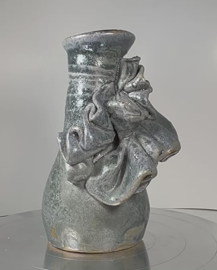 Waves Vase 546